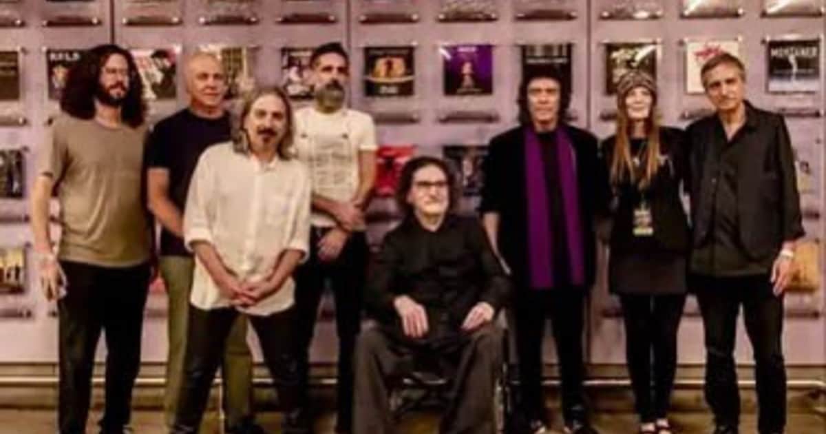 Genetics la banda tributo a Genesis que tuvo a Charly García entre sus fans y despedirá el año en Buenos Aires