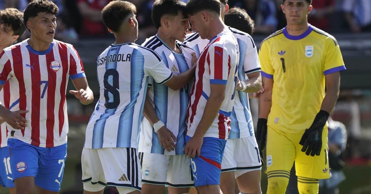 Video: Argentina pidió penal y se picó en la final de los Suramericanos con Paraguay